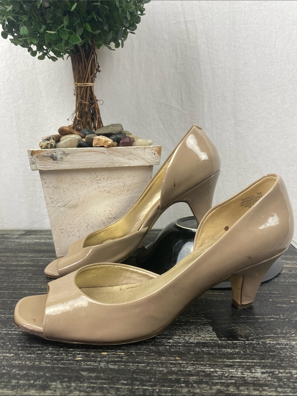 Bandolino Tan Nude Slip On Kitten Heel Square Toe Shoes 7